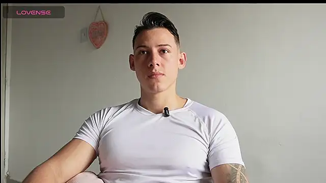 Muscle King Cum online show from June 18, 1:27 pm