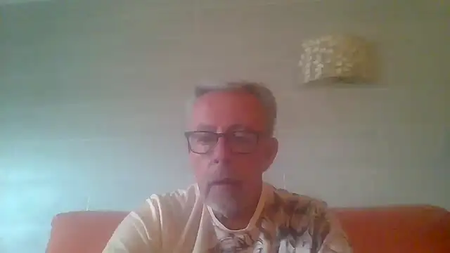 tuggy59 online show from May 8, 6:14 am