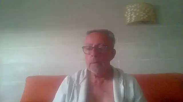 tuggy59 online show from May 11, 6:26 am