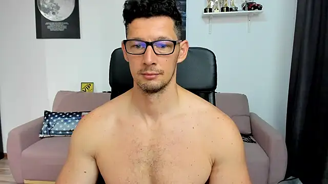 BrutusK08 online show from July 13, 7:10 am