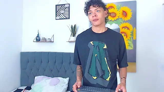 Harry jhonsson online show from April 27, 10:48 pm