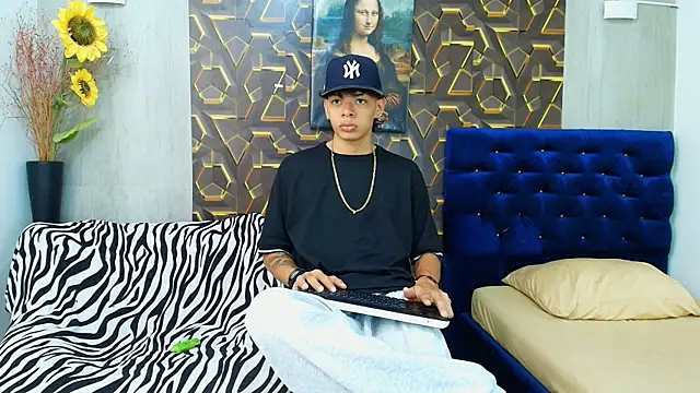Harry jhonsson online show from April 29, 9:32 pm