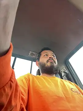Bigdickmexican03 online show from July 16, 1:07 pm