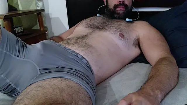 machoathome online show from May 4, 4:03 am