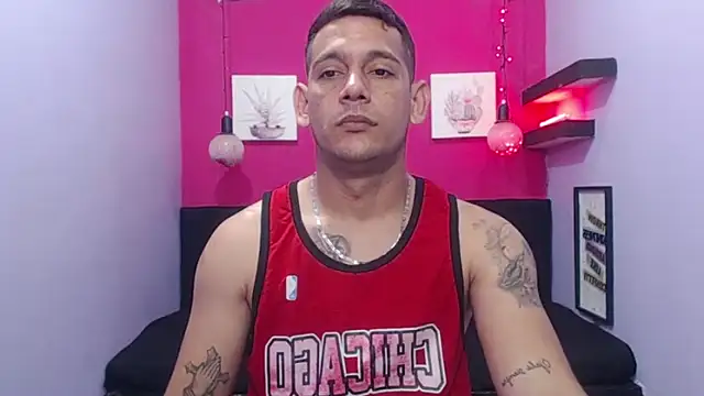 master monstercock  online show from April 23, 9:06 pm