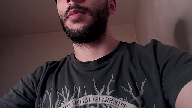 henryaxe online show from July 25, 11:07 am
