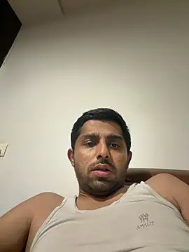 rhuh3991 online show from May 5, 3:14 pm