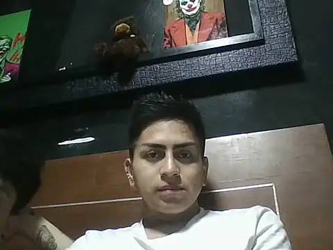 Luisjordan2 online show from May 5, 11:16 pm
