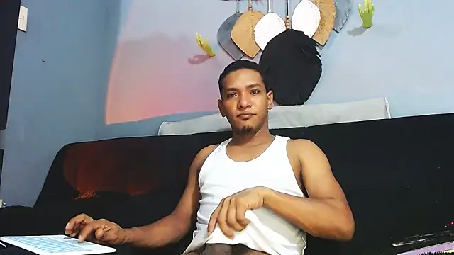 Grandeygruesa1 online show from May 14, 6:44 am
