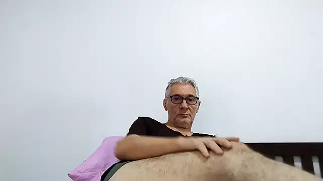 BIGUNCUTHARDCOCK online show from May 9, 3:07 am