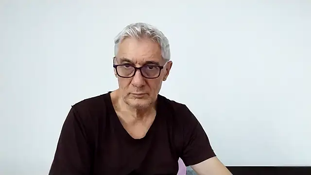 BIGUNCUTHARDCOCK online show from May 6, 2:12 am