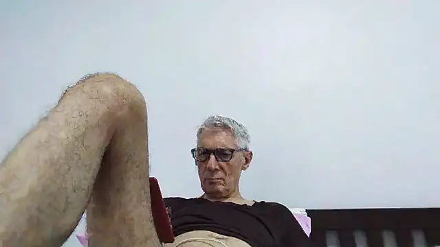 BIGUNCUTHARDCOCK online show from August 2, 1:16 am