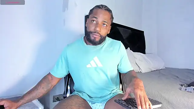 Dancelwashington online show from May 11, 9:12 pm