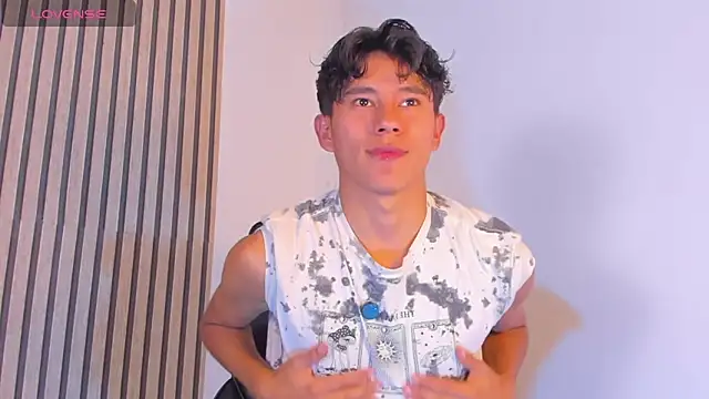 Angel esteban fx online show from May 8, 8:31 pm