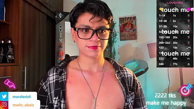 marckalexis online show from May 12, 9:01 pm