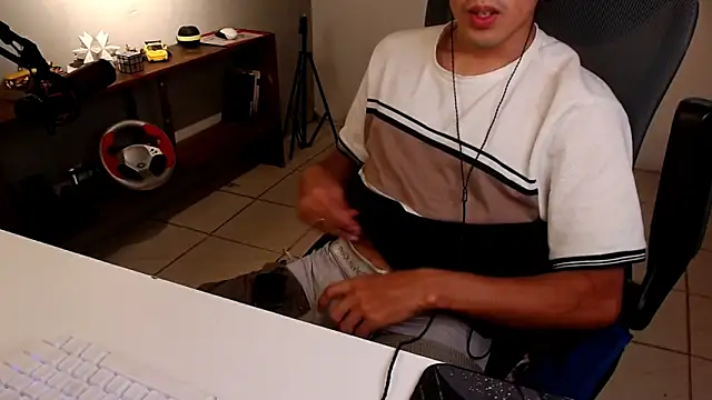Thieves9 online show from May 19, 2:51 am