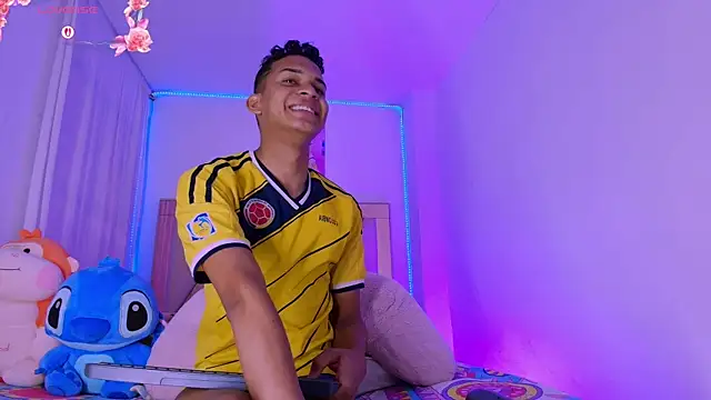 dilan alfonzo online show from July 31, 3:33 pm