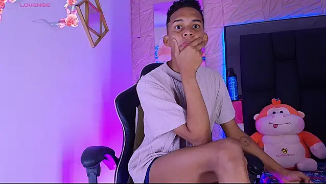 dilan alfonzo online show from June 6, 4:57 pm