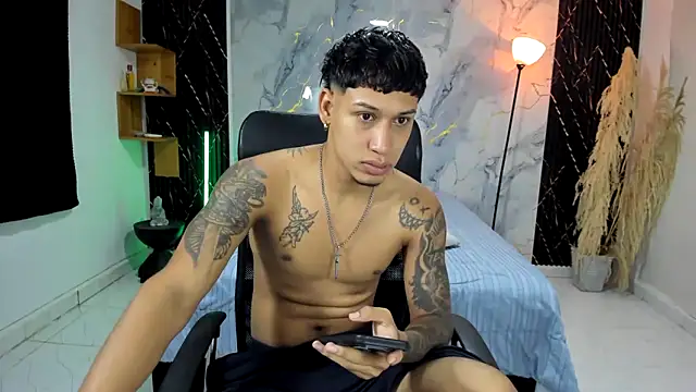 slim master12 online show from May 6, 11:27 pm