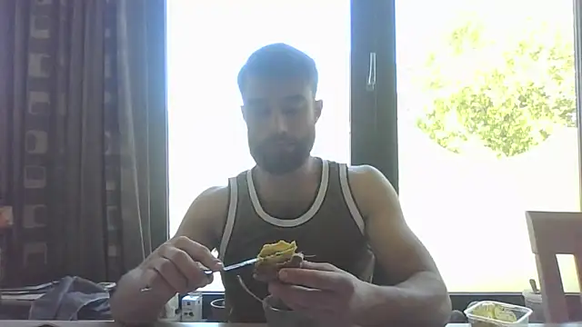 Vekie 007 online show from May 1, 12:19 pm
