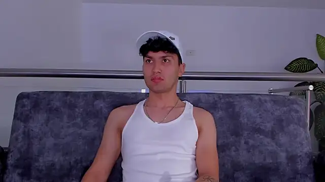 Valerio James7 online show from July 9, 7:50 pm