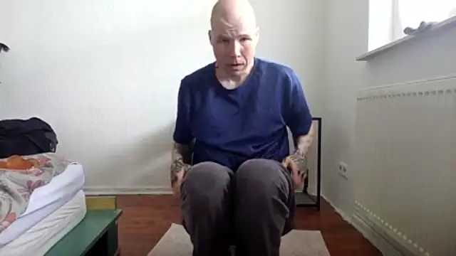 gaywolf426 online show from May 8, 8:37 am