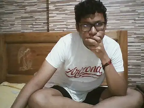 kiol45ty online show from August 6, 1:00 am