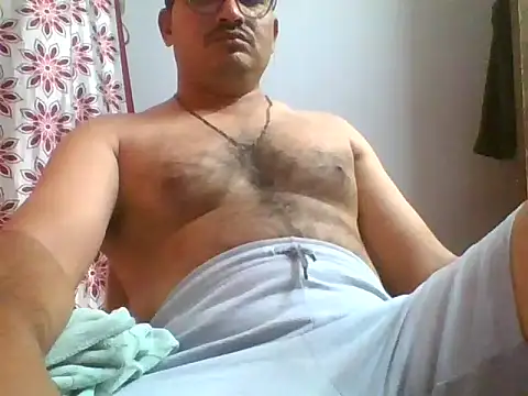 naughtymike0007 online show from May 9, 3:13 pm