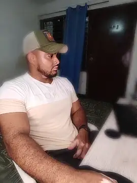 Big furry bear13 online show from May 14, 9:07 am