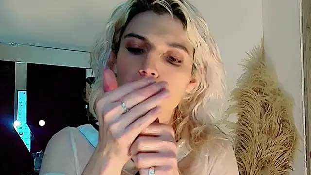 honey skin online show from July 19, 2:50 am