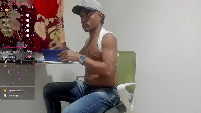 maik  alen online show from June 18, 1:07 am
