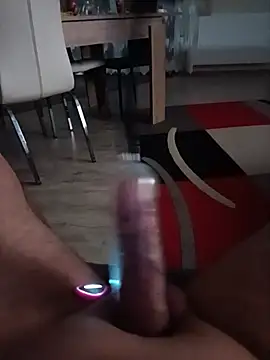 Szeltolo001 online show from August 7, 2:29 am