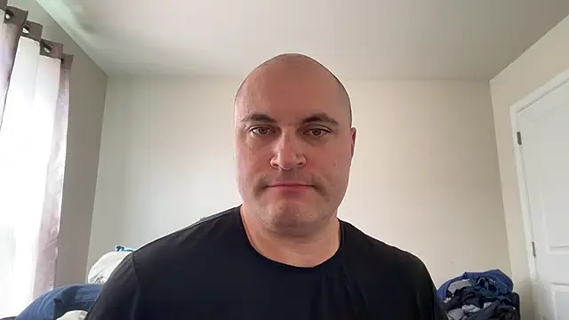 SluggishChase99 online show from May 4, 1:35 pm