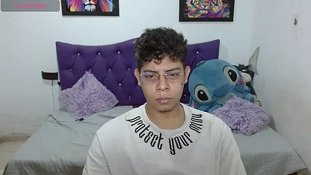 Wiiliam 20 online show from May 8, 2:06 pm
