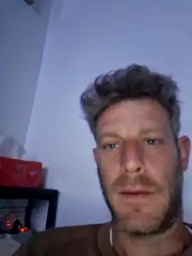 Jonjon3669 online show from April 29, 12:26 am