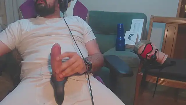 master4subslut online show from May 3, 9:28 pm