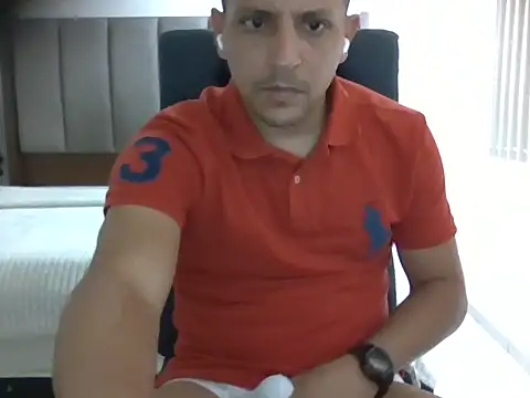 Bamban1419  online show from June 2, 8:43 pm
