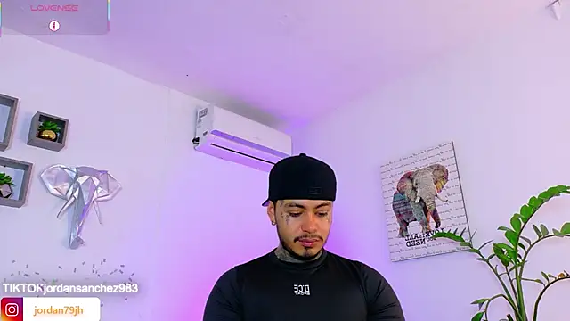 JordanSmiith  online show from June 14, 2:24 am