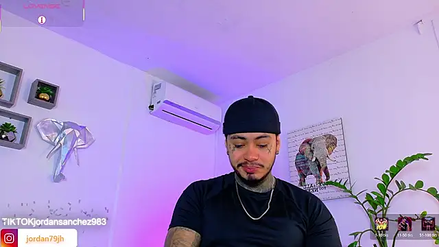 JordanSmiith  online show from June 20, 10:15 pm