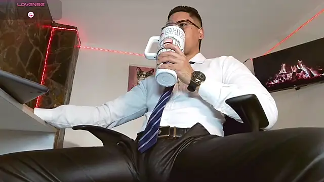 Thonydupont online show from May 21, 11:42 pm