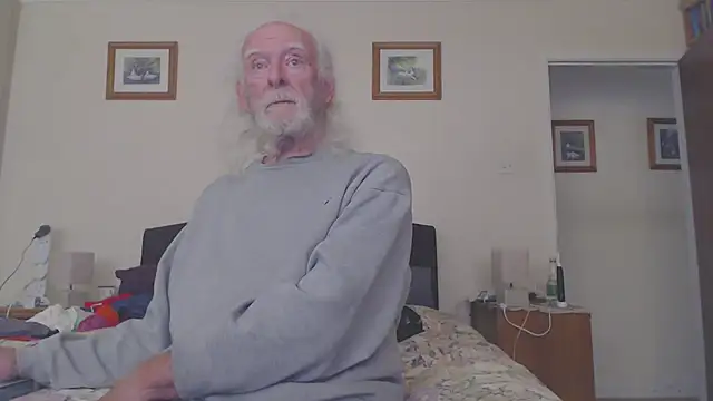 WaverlyKernow online show from May 19, 1:39 pm