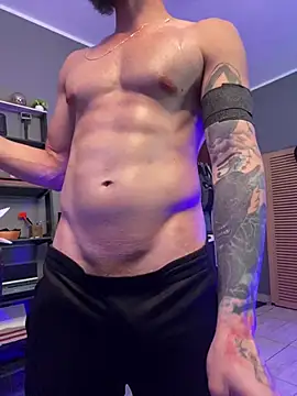 MachineDien online show from April 28, 4:22 pm