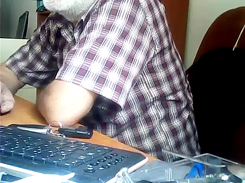 zormen355 online show from June 18, 11:04 am