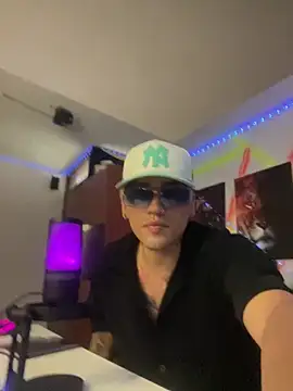 Rolblue online show from July 18, 7:30 pm