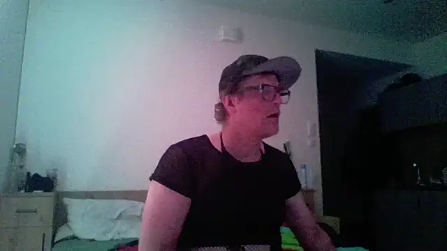 Bigthroaterboy online show from April 21, 2:51 am