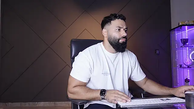 mattmasterss online show from July 19, 10:16 pm