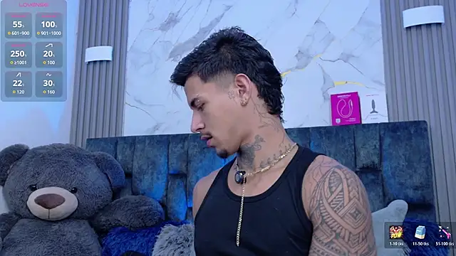 JAYCOB00 online show from June 7, 5:31 pm
