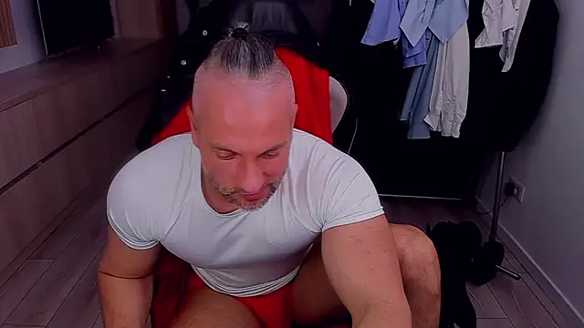 MarisMuscle online show from May 12, 6:49 pm