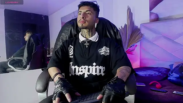 JuanCamiilo 66 online show from June 18, 4:45 pm