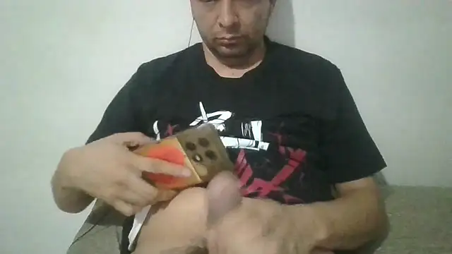 angeljz4 online show from May 5, 4:25 am